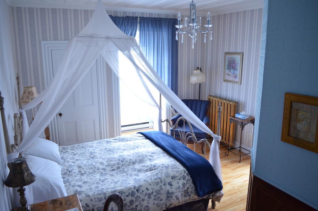 Auberge William Wakeham Gaspé Habitación foto