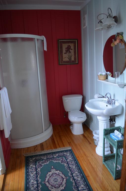 Auberge William Wakeham Gaspé Habitación foto